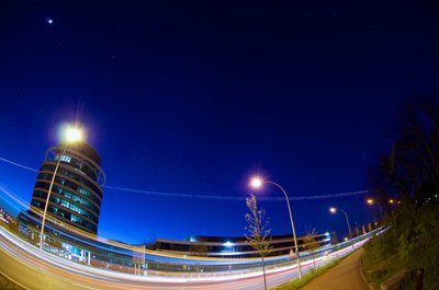 Un avion passe_5604895751_l.jpg